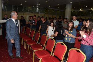 Altepe Bursa'da gen&ccedil;lerle tecr&uuml;belerini paylaştı
