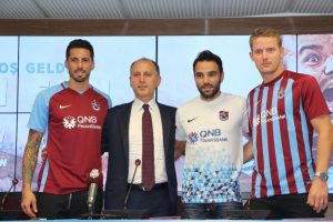 Trabzonspor, yeni transferlerine imza attırdı