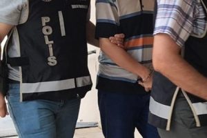 Kırıkkale'de FET&Ouml;/PDY operasyonu: 8 g&ouml;zaltı
