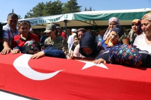 Osmaniyeli şehit son yolculuğuna uğurlandı