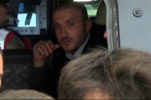 Ailesini katleden &ouml;zel g&uuml;venlik g&ouml;revlisi tutuklandı