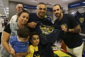Ramil Guliyev, Fenerbah&ccedil;eli taraftarlarla buluştu
