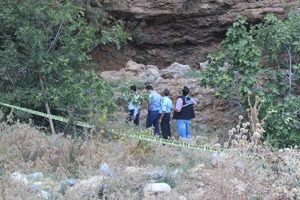 30 metrelik u&ccedil;urumda erkek cesedi bulundu