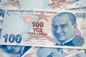 Emekliler paranızı almayı unutmayın!