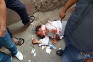 '&Ccedil;ocuk tacizcisi' olduğu ileri s&uuml;r&uuml;len şahıs darp edildi
