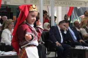 Bursa Mustafakemalpaşa Belediyesi'nden kursiyerleri mutlu eden festival