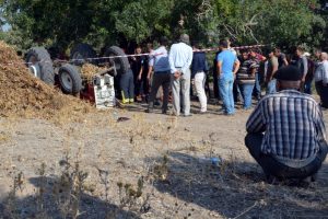 Y&uuml;rekleri yakan kazada baba oğul can verdi