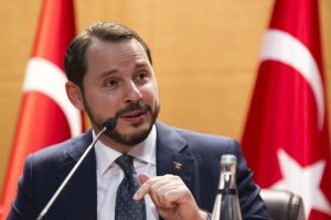 Bakan Albayrak: Kimse beklemesin