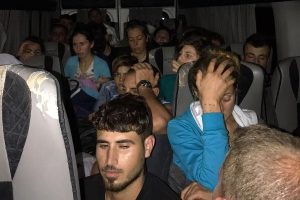 Okul servisine ka&ccedil;ak g&ouml;&ccedil;men operasyonu