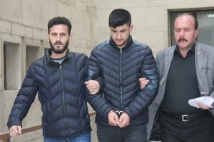 Bursa'da eşini 12 bı&ccedil;ak darbesiyle &ouml;ld&uuml;rd&uuml;! "&Uuml;zg&uuml;n&uuml;m..."