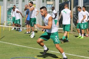 Bursaspor'da Batalla ve Stancu antrenmana &ccedil;ıkmadı