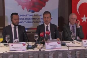 "İslam ve ter&ouml;r kelimesinin yan yana konulması..."