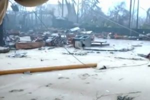 Irma kasırgası huzur evini vurdu: 6 &ouml;l&uuml;