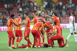 Kayserispor, Antalya'yı rahat ge&ccedil;ti