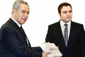 Gen&ccedil;: Gizli bir el AK Parti'den adaleti &ccedil;alıyor