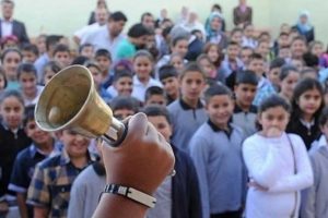 MEB a&ccedil;ıkladı: Okula ge&ccedil; kalan &ouml;ğrenci yandı