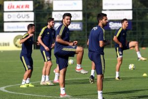 Fenerbah&ccedil;e, Aytemiz Alanyaspor ma&ccedil;ı hazırlıklarını tamamladı