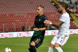 Akhisarspor, Karab&uuml;kspor'u mağlup etti