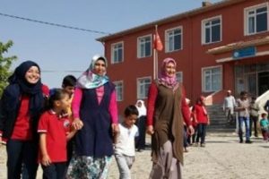 Niğde'de &ouml;ğrenci azlığından okul kapatıldı