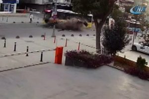 İstanbul'daki korkun&ccedil; kaza kamerada