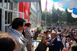 Bursa'da yeni eğitim &ouml;ğretim yılında okullarda sıkı g&uuml;venlik!