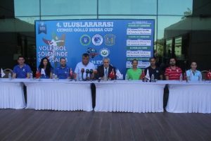 Bursa'da voleybol ş&ouml;leni!