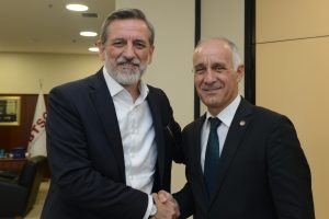 Bursa iş d&uuml;nyası yola aynı hızla devam etmek istiyor