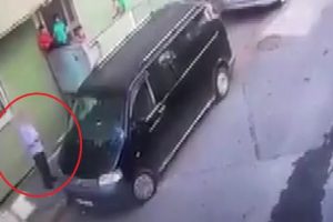 &Ccedil;ocukları adres sorma bahanesiyle minib&uuml;s&uuml;ne bindirince...