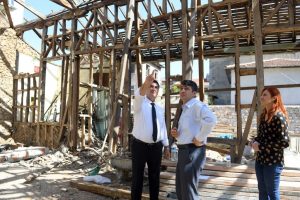 Bursa'da "Kediler Tekkesi" k&uuml;lt&uuml;r merkezi oluyor