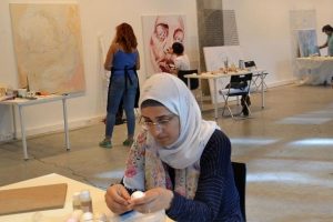 Suriyeli ve T&uuml;rk sanat&ccedil;ılar birlikte &uuml;retiyor