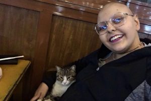 Liseli Reyan kanserle verdiği m&uuml;cadeleyi kaybetti