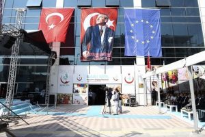 Ankara'da G&uuml;&ccedil;lendirilmiş G&ouml;&ccedil;men Sağlığı Merkezi a&ccedil;ıldı