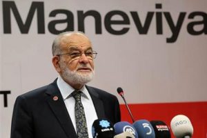 Saadet Partisi'nden h&uuml;k&uuml;mete sert eleştiri: Eğitim ciddi bir iş