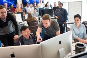 Facebook &ccedil;alışanları ne kadar maaş alıyor?