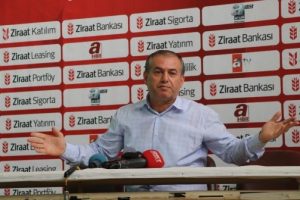 Denizlispor'da Leozinho krizi &ccedil;&ouml;z&uuml;ld&uuml;