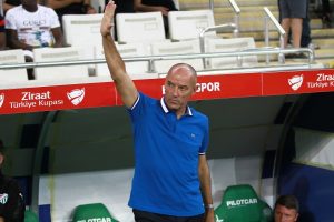 Paul Le Guen: "&Ouml;zg&uuml;venli oynadık"
