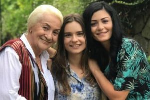 Eşkıya D&uuml;nyaya H&uuml;k&uuml;mdar Olmaz'dan g&ouml;zyaşları i&ccedil;inde ayrıldı!