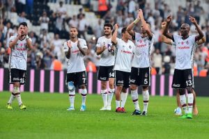 Beşiktaş formasıyla Fenerbah&ccedil;e'ye gol atan yok
