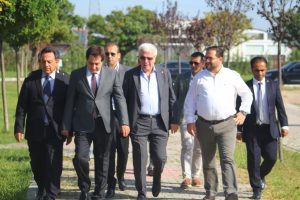 Bursa Valisi K&uuml;&ccedil;&uuml;k Bursaspor'u ziyaret etti