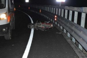 Bursa'da 2 kişinin &ouml;l&uuml;m&uuml;ne sebep olan tır şof&ouml;r&uuml; g&ouml;zaltında