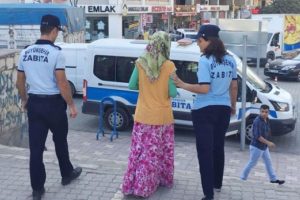 Dilencinin &uuml;zerinden 3 bin 500 lira &ccedil;ıktı