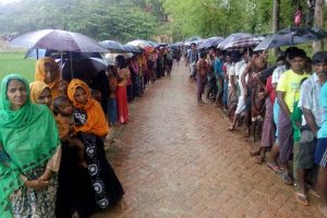 Arakanlı M&uuml;sl&uuml;manlar Bangladeş'te de zorda