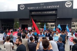 &Uuml;niversitelilerden Kuzek Irak'taki referanduma tepki
