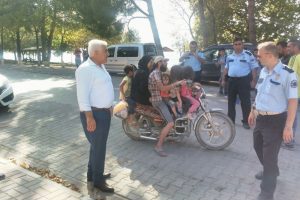 Bursa'da motosiklete 7 kişi birden binince polisi bile şaşırttılar!