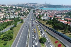 Otoyol ve k&ouml;pr&uuml;lerden 8 ayda 964 milyon lira elde edildi
