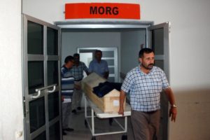 Salıncak ipi boynuna dolanan &ccedil;ocuk &ouml;ld&uuml;