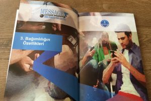 Bursa'da &ouml;ğretmen ve veliler i&ccedil;in "bağımlılık" kitabı hazırlandı