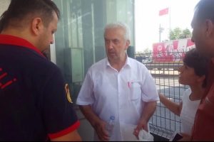 K&ouml;pr&uuml; asans&ouml;r&uuml;nde mahsur kalan yaşlı adam kurtarıldı