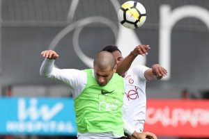 Galatasaray, Bursaspor ma&ccedil;ı hazırlıklarını s&uuml;rd&uuml;rd&uuml;
