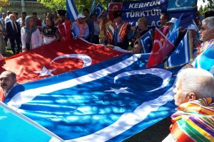 T&uuml;rkmenlerden 'Kerk&uuml;k T&uuml;rk't&uuml;r T&uuml;rk Kalacak' mitingi